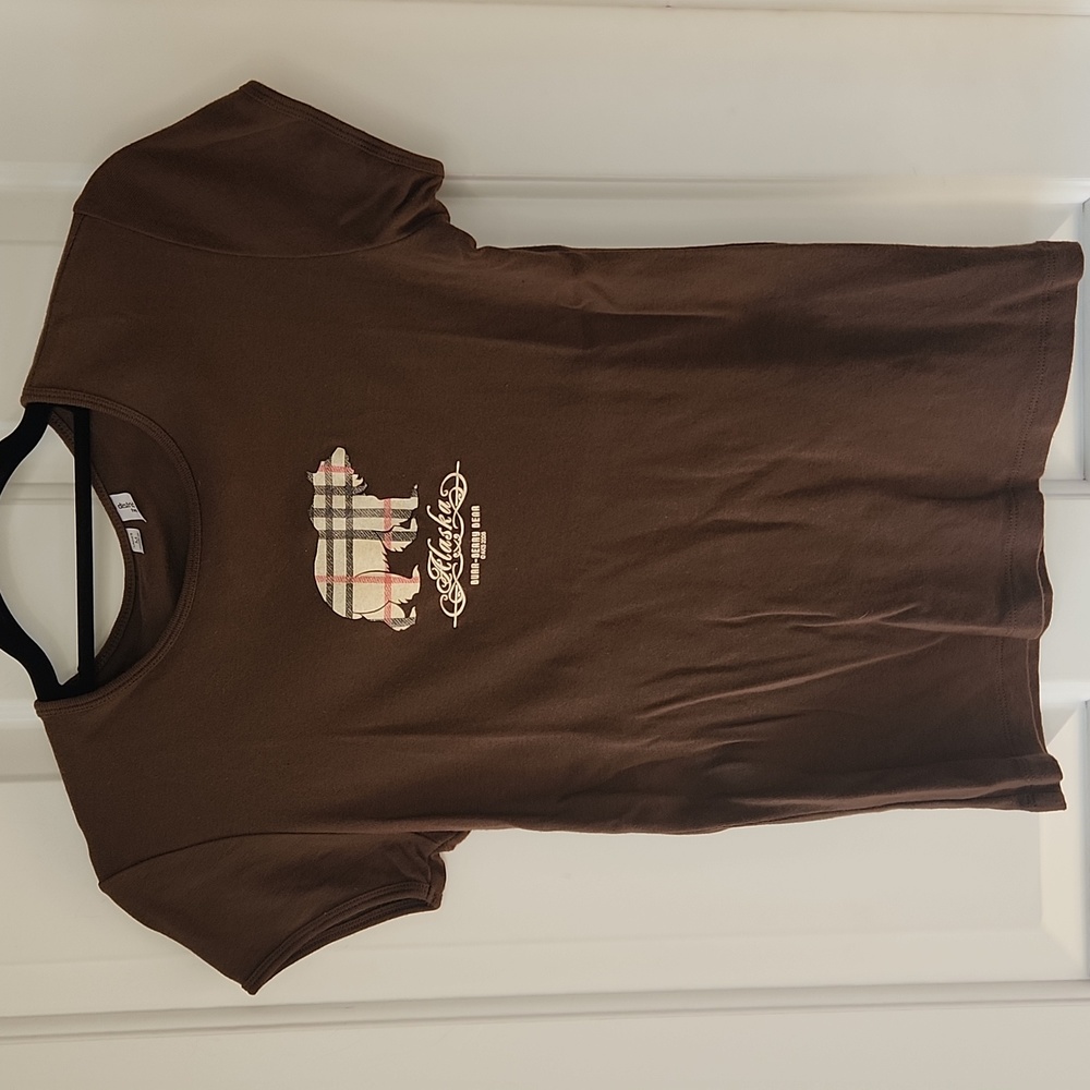 Alaska bear cap sleeve tee